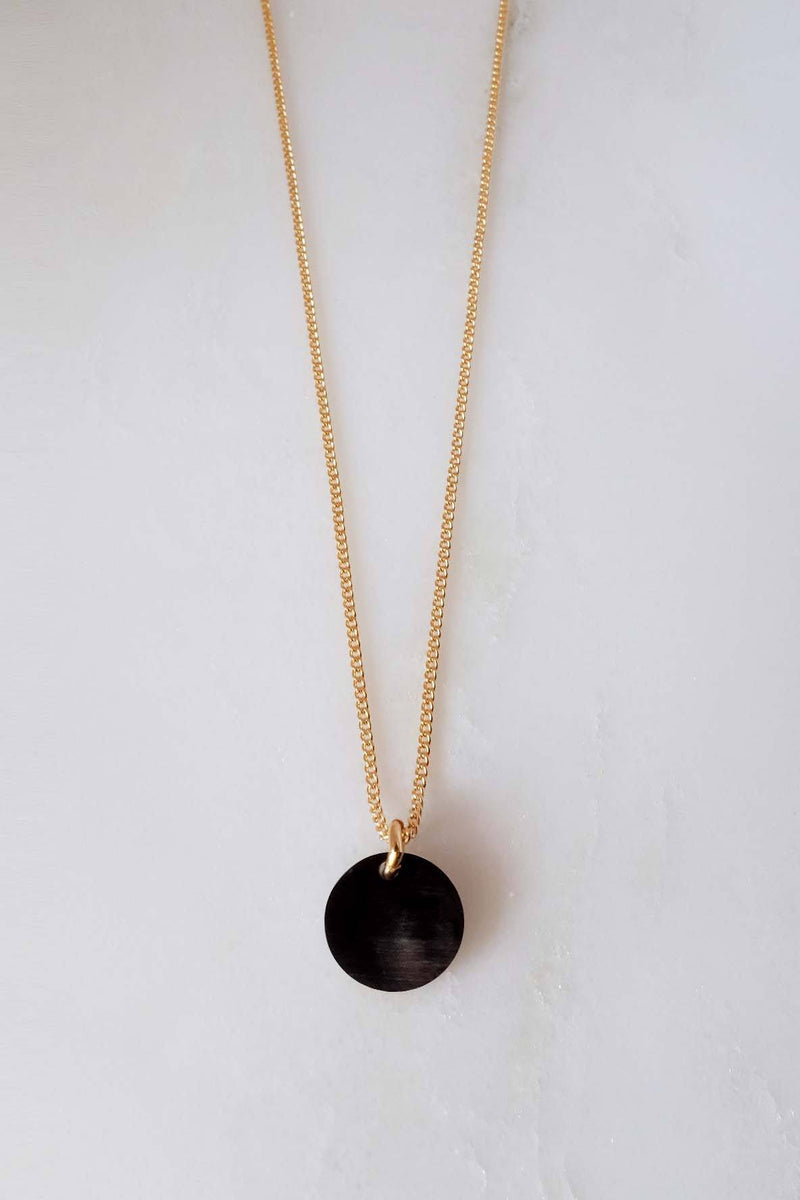 Thanh Hoa 16K Gold-Plated Brass Buffalo Horn Minimalist Circle Necklace - Handcrafted & Unique Buffalo Horn Jewelry